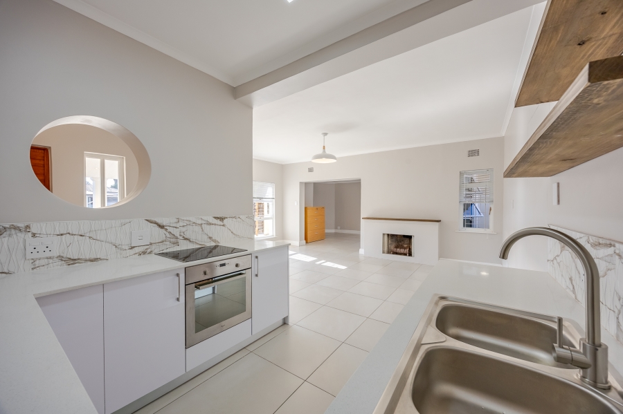 4 Bedroom Property for Sale in Belgravia Western Cape